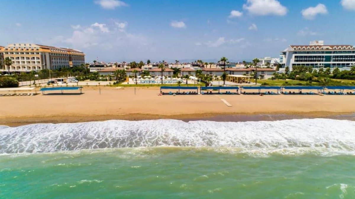 Crystal Boutique Comfort Collection