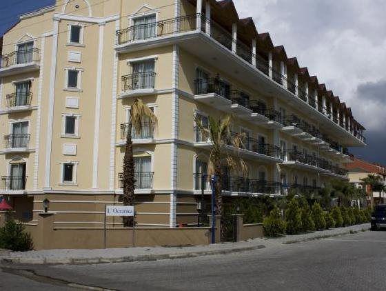 L'Oceanica Beach Resort Hotel