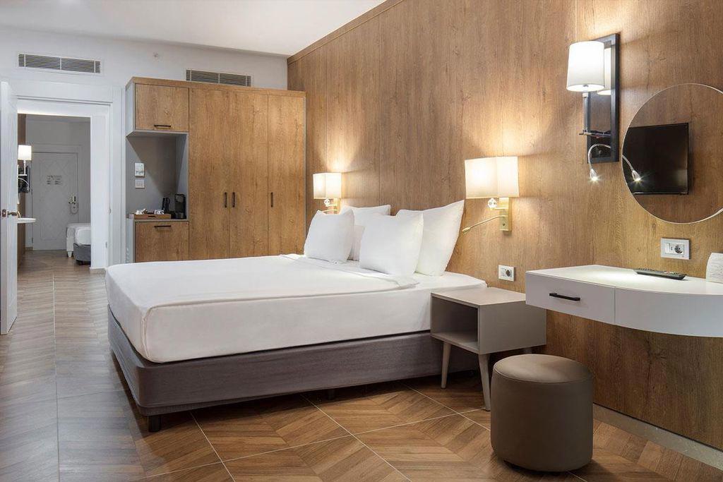 Nirvana Cosmopolitan - Foto 2