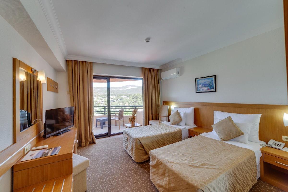 The Holiday Resort Hotel - Foto 5